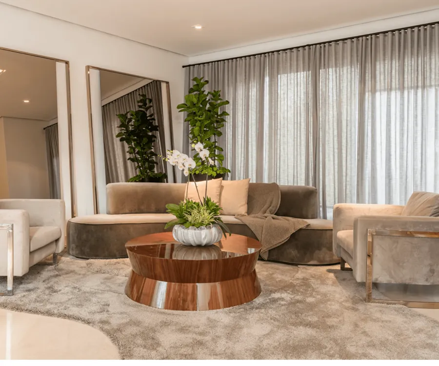 Sala com cortinas Wave em tecido claro